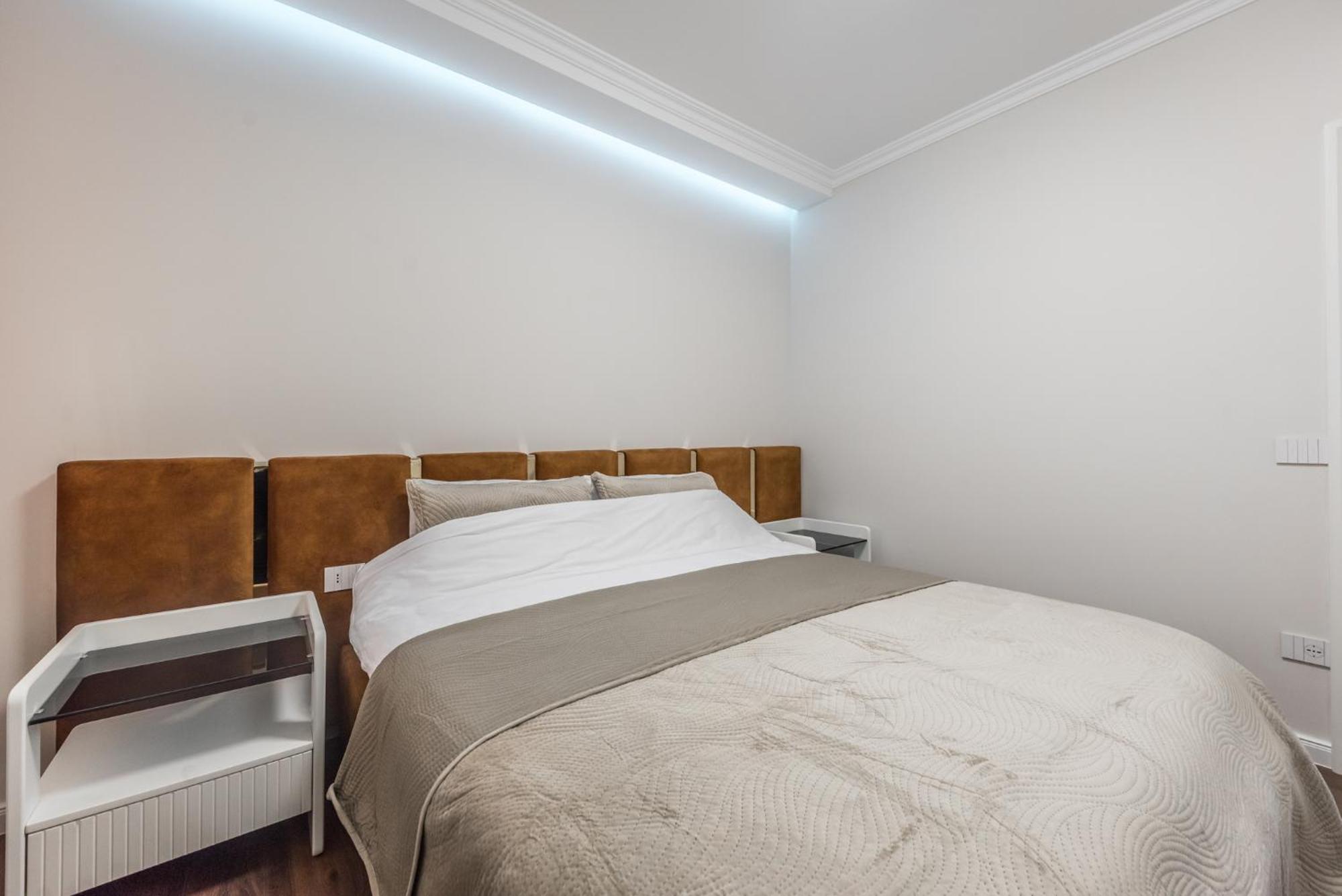 Sky Apartments Durrës Buitenkant foto