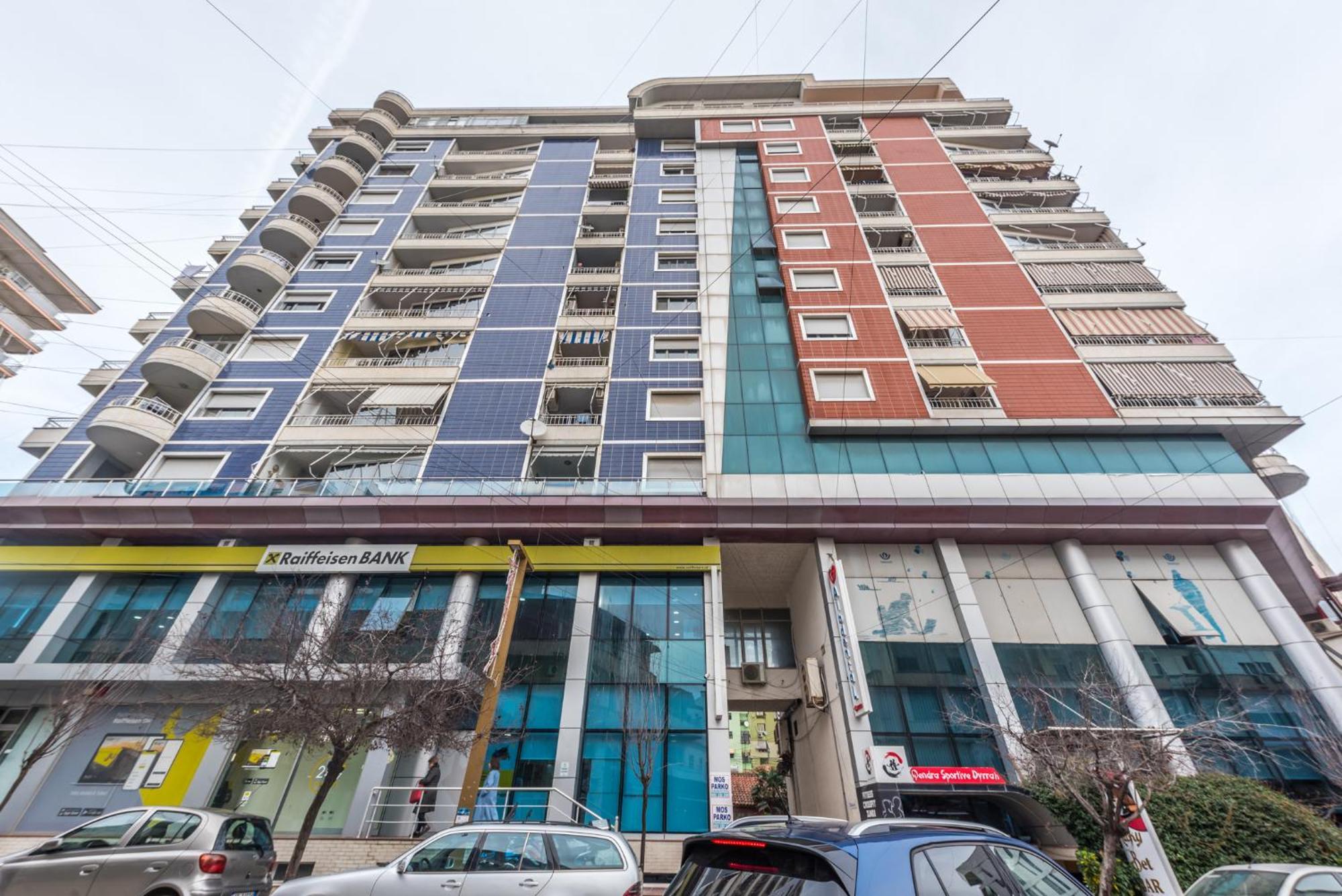 Sky Apartments Durrës Buitenkant foto
